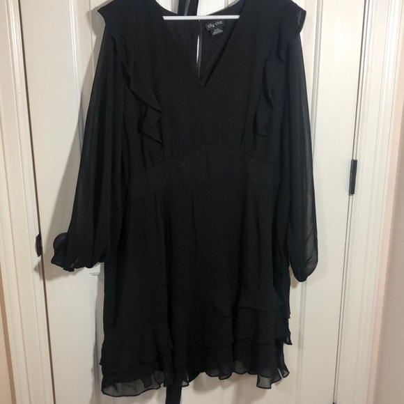 City Chic Dresses & Skirts - Lovely City Chic fancy dress XL/22
